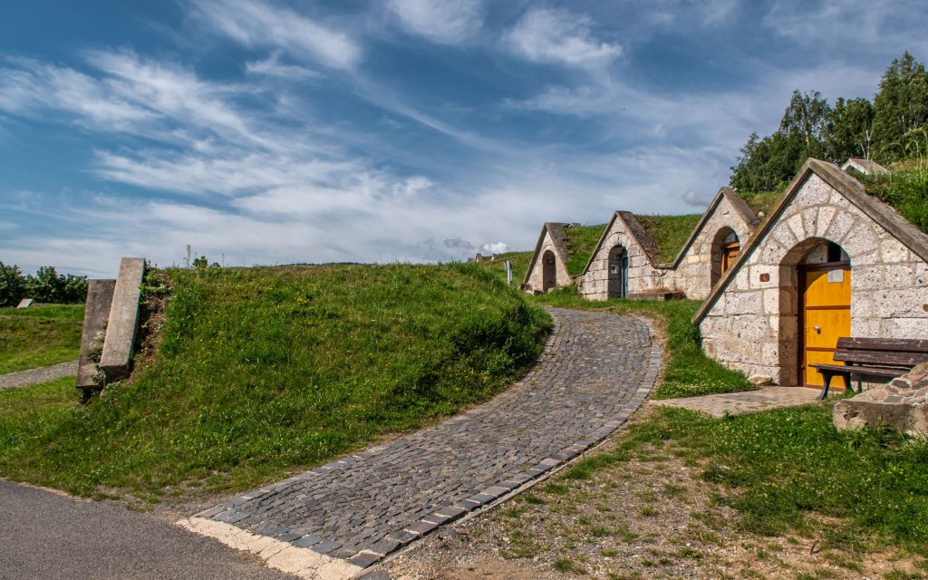 Węgry - Kőporosi Pincesor - Hercegkút