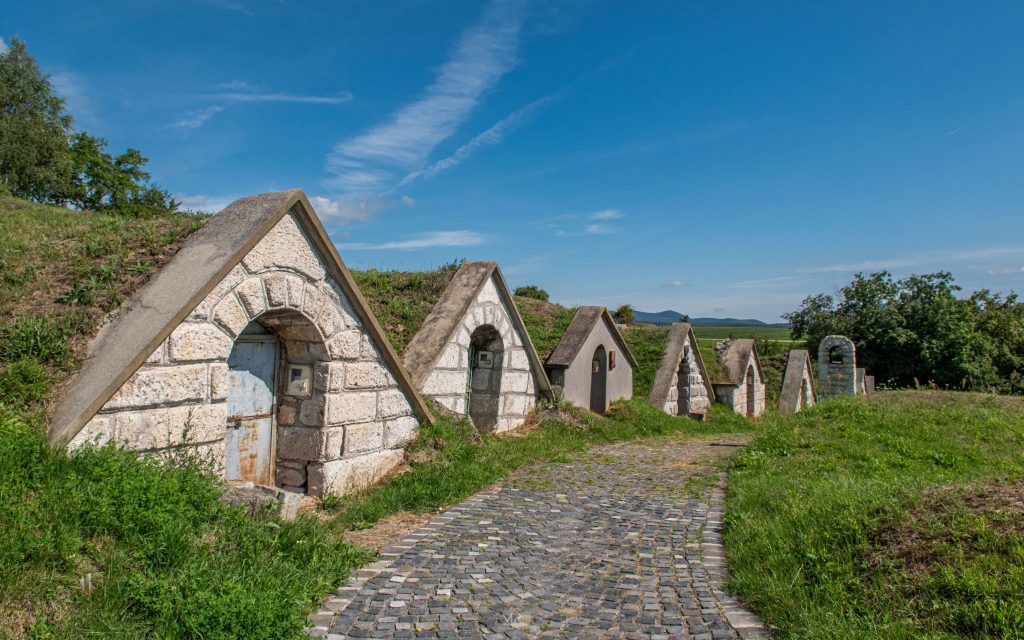 Węgry - Kőporosi Pincesor - Hercegkút